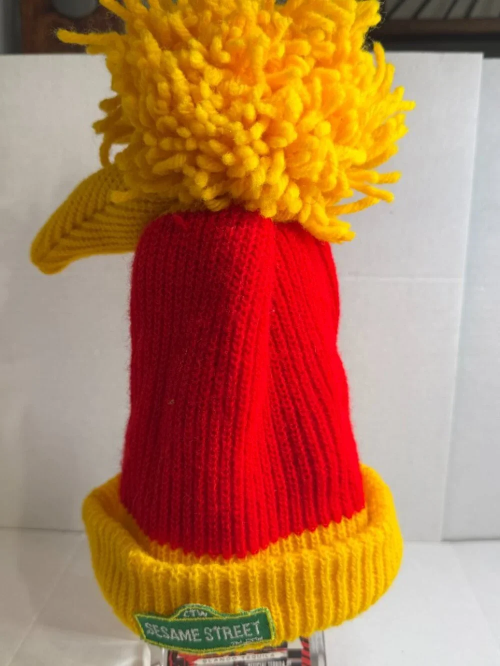 SESAME STREET Beanie Yellow BIG BIRD WINTER BEANIE Youth Vintage GUC Red Yellow